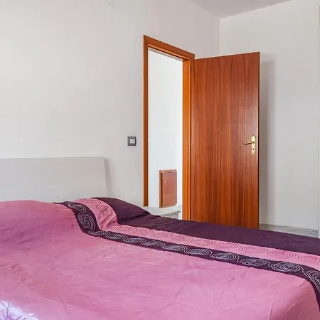 Apartment Cozy In With Wifi Tortora